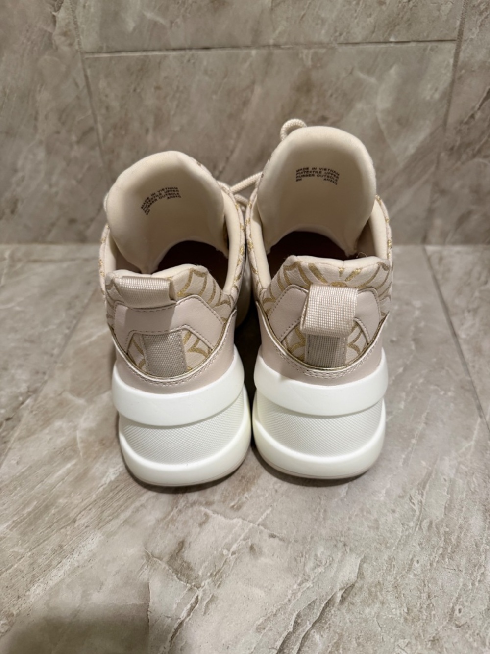 Michael Kors Olympia espadrille in metallic jacquard with logo - Picture 4 of 7